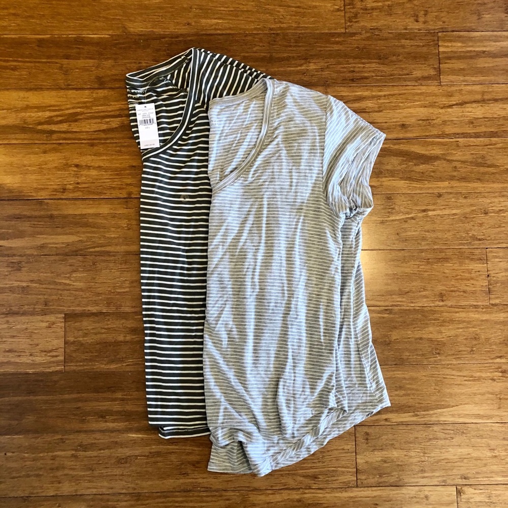 Two Large American Eagle T-shirts